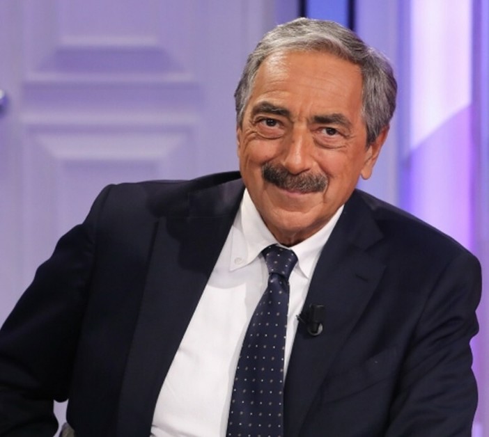 Marino Bartoletti ospite a Imperia della rassegna 'Un libro aperto' Marino Bartoletti ospite a Imperia della rassegna 'Un libro aperto'