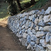 A Villa Faraldi si impara l’arte millenaria dei muretti a secco