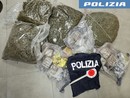 Soffiata al 112 fa scoprire laboratorio di marijuana in casa: in manette un uomo a Imperia Soffiata al 112 fa scoprire laboratorio di marijuana in casa: in manette un uomo a Imperia