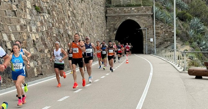 Imperia,  domenica si corre la 14ª Mezza Maratona Internazionale