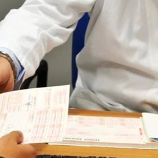 Vademecum per il rilascio di certificazioni mediche per consentire il voto a domicilio, assistito o agevolato Vademecum per il rilascio di certificazioni mediche per consentire il voto a domicilio, assistito o agevolato