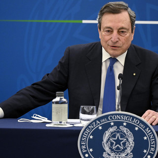 Caro bollette: Draghi a Genova annuncia un intervento del Governo &quot;Non dimentichiamo le difficoltà di famiglie e imprese&quot;