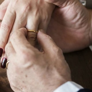 9 GENNAIO 1990. Imperia, il Comune festeggia 70 coppie da nozze d'oro