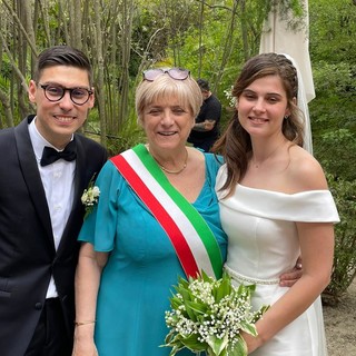 Imperia, Francesca Bracco e Paolo Rainaldi uniti in matrimonio dalla senatrice antimafia Donatella Albano