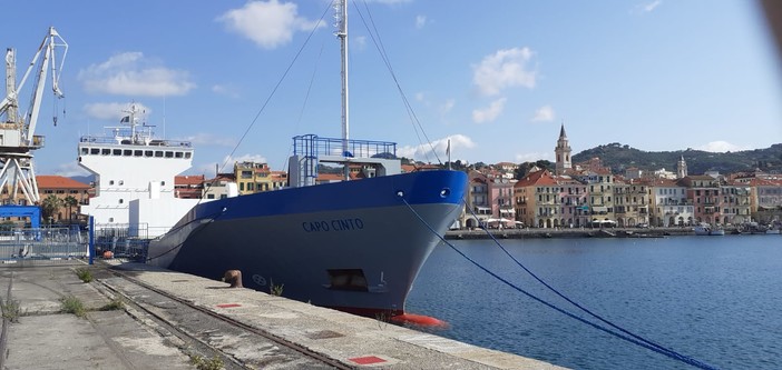 Imperia al bivio: tra il turismo e le attività del porto