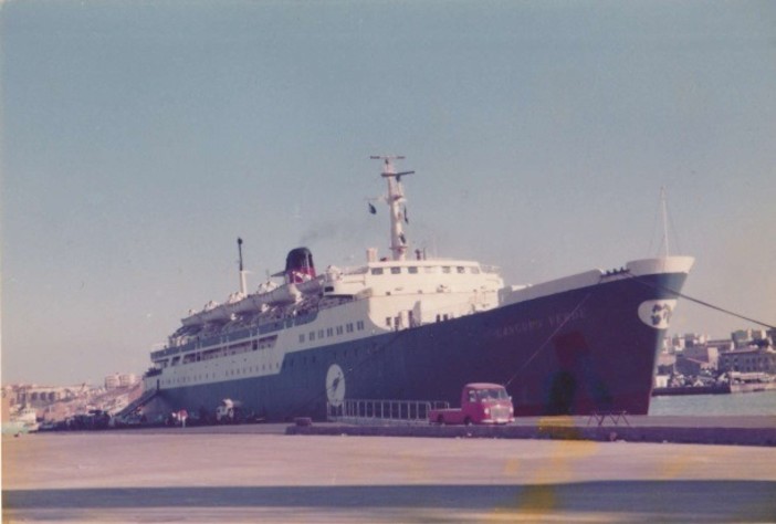 28 MAGGIO 1980. Via al nuovo servizio di traghetti tra Imperia e Sardegna: "Ogni domenica due navi trasporteranno 620 passeggeri e 250 autovetture"