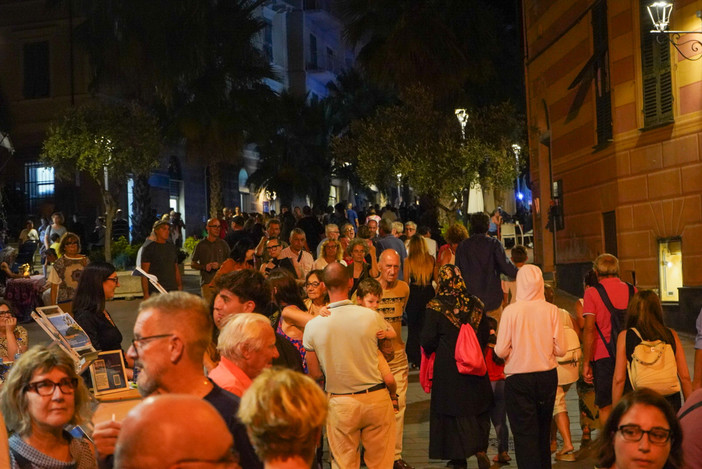 Imperia si illumina: "Siamo noi lo spettacolo della Notte Bianca"