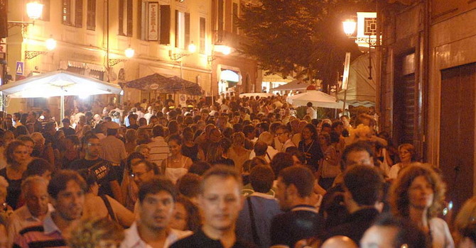 Festa della Birra a Porto Maurizio, per tre giorni protagonisti sette birrifici artigianali Festa della Birra a Porto Maurizio, per tre giorni protagonisti sette birrifici artigianali