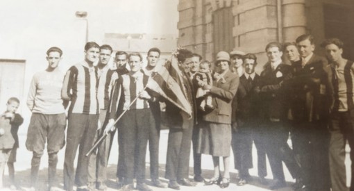 APPUNTI DI STORIA. Tra nostalgia e speranza, lo sport come valore aggiunto: nascita e vicende del calcio ad Imperia APPUNTI DI STORIA. Tra nostalgia e speranza, lo sport come valore aggiunto: nascita e vicende del calcio ad Imperia