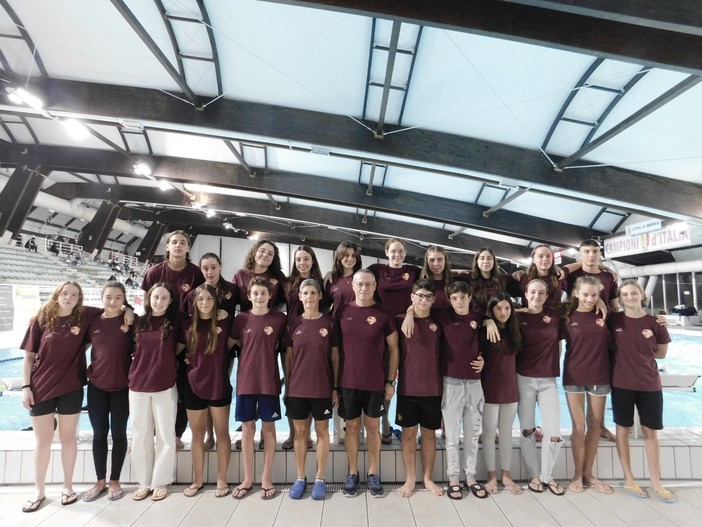Raffica di medaglie conquistate dalla formazione di nuoto della Rari Nantes Imperia