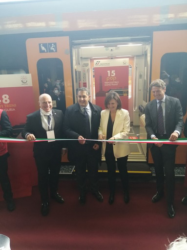 ConsegNati oggi 15 nuovi treni pop alla Regione Liguria Trenitalia: “Rispettati i tempi previsti dal Contratto di Servizio”