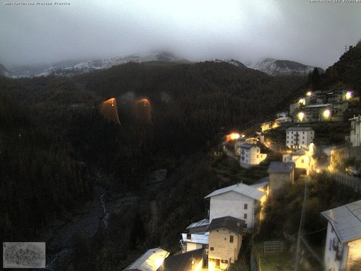 Maltempo, a Monesi primi fiocchi di neve. Sulla costa vento molto forte Maltempo, a Monesi primi fiocchi di neve. Sulla costa vento molto forte