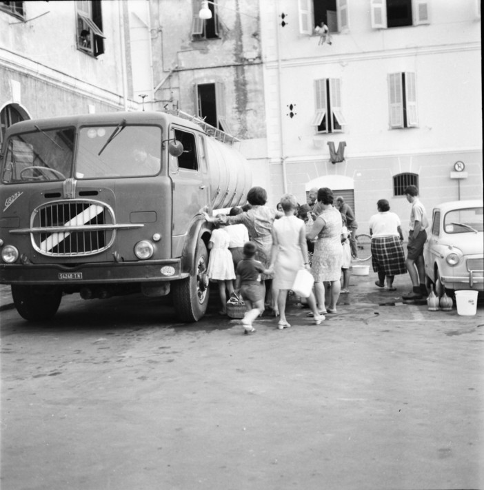25 GENNAIO 1971. La popolazione di Ormea blocca la Statale 28: "No all'acqua del Tanaro agli imperiesi"