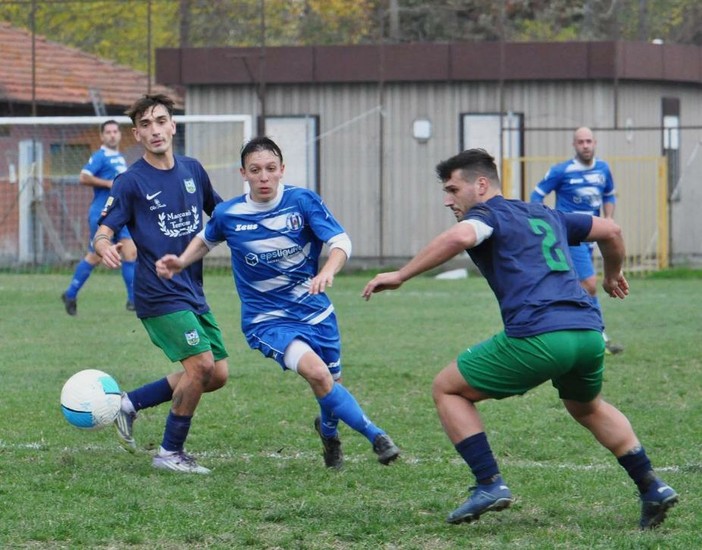 Calcio, Prima categoria. Oneglia sconfitta a Dego: prestazione sottotono e seconda battuta d’arresto in Val Bormida Calcio, Prima categoria. Oneglia sconfitta a Dego: prestazione sottotono e seconda battuta d’arresto in Val Bormida