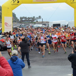 Olio Oliva Run, corsa di 10 km sul mare a Imperia