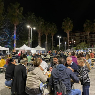 L'OktoBEERfest chiude in bellezza la stagione delle manifestazioni estive di San Bartolomeo al Mare L'OktoBEERfest chiude in bellezza la stagione delle manifestazioni estive di San Bartolomeo al Mare