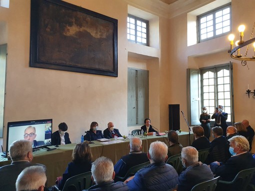 A Rezzo il convegno 'Le Vie del sale tra Provenza, Liguria e Piemonte’ nel Castello dei Clavesana