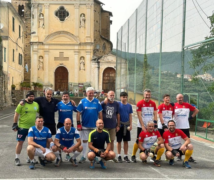 Pantalera, Torneo dei paesi: PanTavole Alta Val Prino schiaccia Diano Castello e vola in finale Pantalera, Torneo dei paesi: PanTavole Alta Val Prino schiaccia Diano Castello e vola in finale