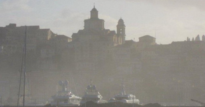 IL PUNTO. Porto di Imperia, il conto del fallimento continua a pagarlo chi ci aveva creduto IL PUNTO. Porto di Imperia, il conto del fallimento continua a pagarlo chi ci aveva creduto