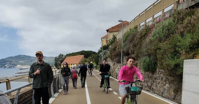 Viaggio nel nuovo tratto di pista ciclabile Andora–Diano Marina (Video) Viaggio nel nuovo tratto di pista ciclabile Andora–Diano Marina (Video)