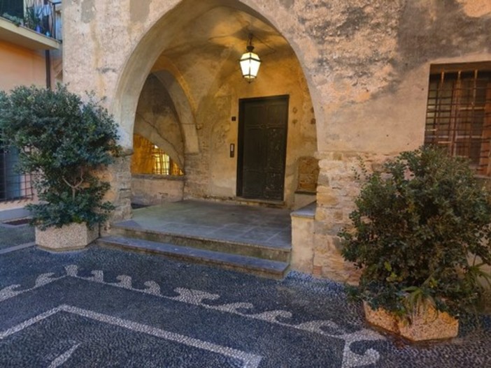 Al Parasio la presentazione del nuovo numero della rivista Ligures Al Parasio la presentazione del nuovo numero della rivista Ligures