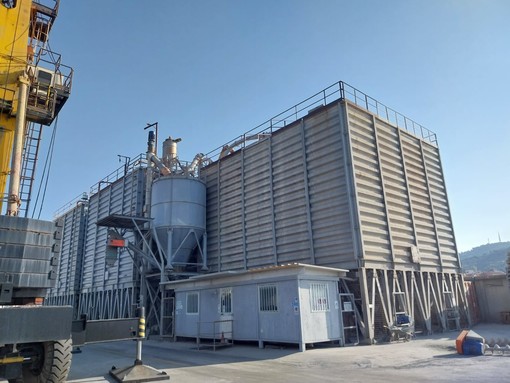 Il porto di Oneglia senza silos, in consiglio comunale la proposta di eliminare le strutture fisse