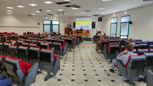 Università, il 49,9% degli studenti imperiesi decide di studiare lontano da casa