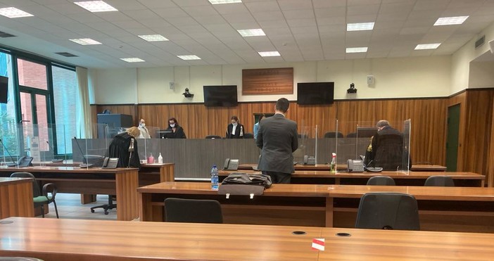 Padre 46enne assolto dall'accusa di maltrattamenti: il Tribunale di Imperia manda gli atti in Procura per calunnia nei confronti della compagna che l'ha denunciato Padre 46enne assolto dall'accusa di maltrattamenti: il Tribunale di Imperia manda gli atti in Procura per calunnia nei confronti della compagna che l'ha denunciato