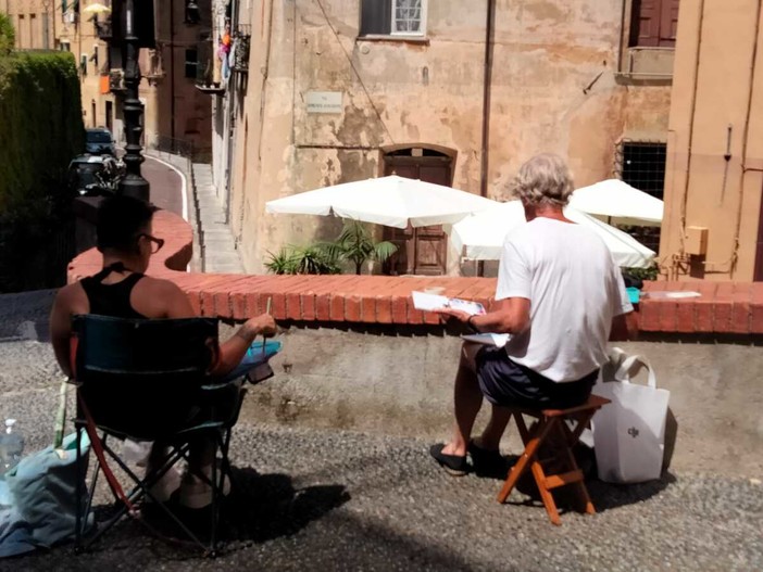 "Atelier nel Ninfeo”, al Parasio una mattinata dedicata alla creatività "Atelier nel Ninfeo”, al Parasio una mattinata dedicata alla creatività