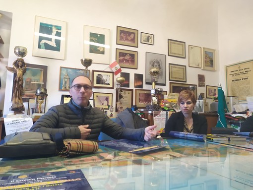 Imperia: con la formula dell'apericena, torna la rassegna "Il Parasio si tinge di giallo" (foto e video) Imperia: con la formula dell'apericena, torna la rassegna "Il Parasio si tinge di giallo" (foto e video)