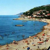 ACCADDE OGGI, 1° AGOSTO 1980. Turismo, Borgo Marina in saturazione ACCADDE OGGI, 1° AGOSTO 1980. Turismo, Borgo Marina in saturazione