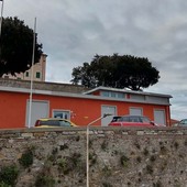 Palestra Maggi a Porto Maurizio, rumore e sprechi anche a impianto chiuso