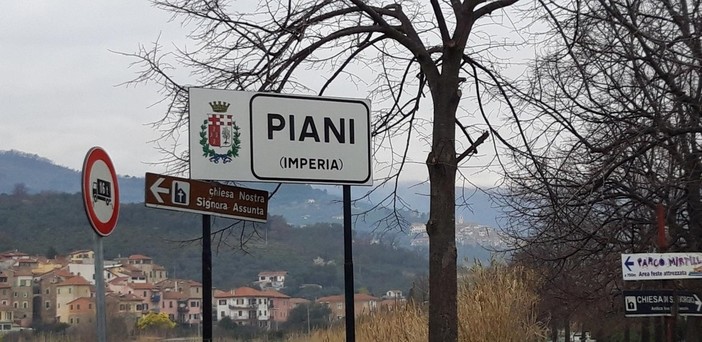 ACCADDE OGGI, 17 FEBBRAIO 1983. Dong le Jen, 10 anni, ex profuga vietnamita vince premio bontà cittadino