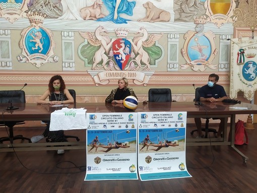 Diano Marina, non solo Aromatica nel week end. Sabato e domenica in scena il torneo di beach volley (video) Diano Marina, non solo Aromatica nel week end. Sabato e domenica in scena il torneo di beach volley (video)
