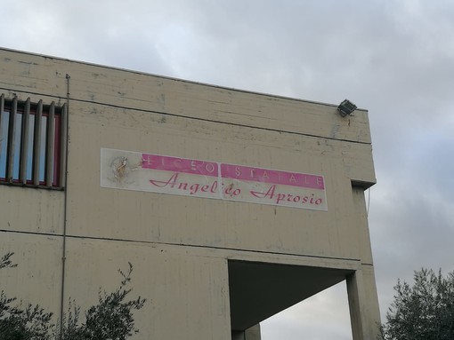 Liceo ‘Aprosio’ a Ventimiglia: oltre mezzo milione per la riqualificazione dell’area sportiva Liceo ‘Aprosio’ a Ventimiglia: oltre mezzo milione per la riqualificazione dell’area sportiva
