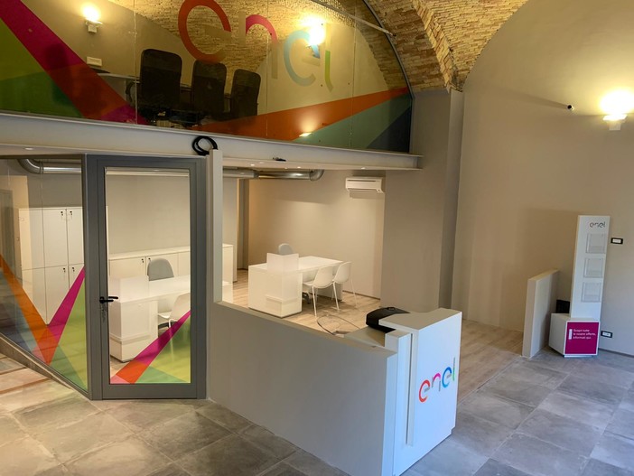 Imperia: inaugurato il nuovo spazio Enel in via Matteotti, "Una bella storia di ripartenza" Imperia: inaugurato il nuovo spazio Enel in via Matteotti, "Una bella storia di ripartenza"