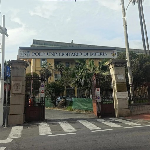 ACCADDE OGGI, 6 NOVEMBRE 1988. Imperia, si fa incandescente il dibattito sull'apertura del polo universitario ACCADDE OGGI, 6 NOVEMBRE 1988. Imperia, si fa incandescente il dibattito sull'apertura del polo universitario