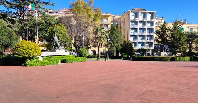 Imperia, concorso di idee: una “Nike” gigante o Andrea Doria per Piazza della Vittoria? Imperia, concorso di idee: una “Nike” gigante o Andrea Doria per Piazza della Vittoria?