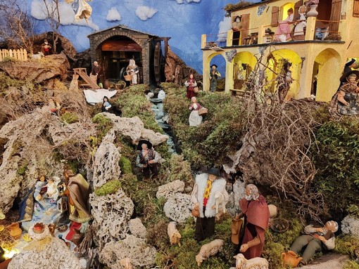 La magia del presepe a Imperia, sul Monte Calvario una Natività in stile provenzale (video)