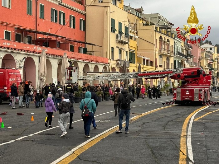 Imperia, torna “Salviamo la Befana”: festa e solidarietà in Calata Cuneo