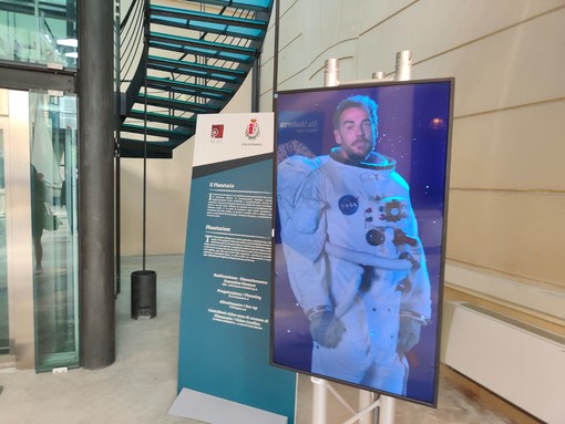 Imperia, le scuole cittadine alla scoperta del nuovo Planetario. L'assessore Roggero: “Una settimana al mese dedicata ai nostri studenti”