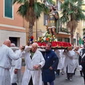 Porto celebra San Maurizio e i Compagni Martiri, la processione in occasione del santo patrono Porto celebra San Maurizio e i Compagni Martiri, la processione in occasione del santo patrono