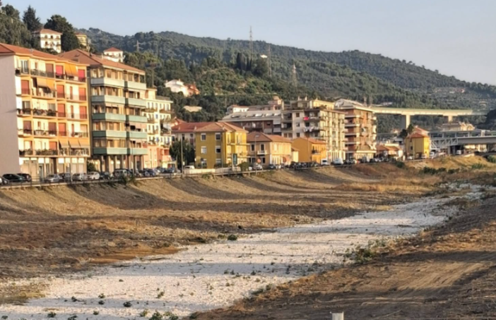 Imperia si prepara alle piogge autunnali, il Comune pianifica interventi di pulizia per torrenti e rii