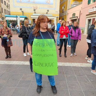 Divieto di manifestazioni in Liguria come a Trieste? Toti: "Al momento non ce n'è bisogno, ma non lo escludo"