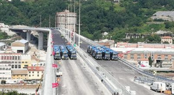 "Il ponte di Genova verrà inaugurato il 3 agosto": lo ha annunciato il sindaco Marco Bucci "Il ponte di Genova verrà inaugurato il 3 agosto": lo ha annunciato il sindaco Marco Bucci