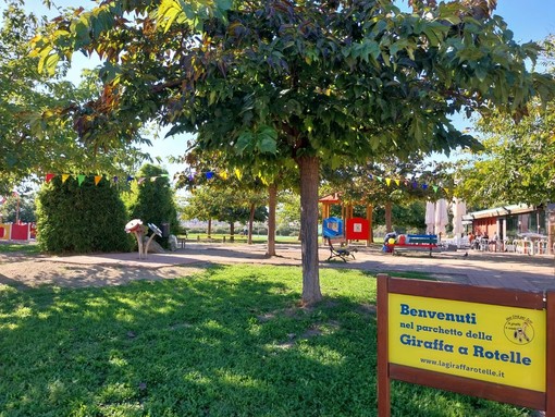 "Babbi Natale in Moto", un pomeriggio di festa al parco della Giraffa a Rotelle