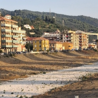 Imperia si prepara alle piogge autunnali, il Comune pianifica interventi di pulizia per torrenti e rii Imperia si prepara alle piogge autunnali, il Comune pianifica interventi di pulizia per torrenti e rii