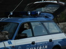 Tentativo di suicidio di un uomo sventato in extremis dalla polizia stradale Tentativo di suicidio di un uomo sventato in extremis dalla polizia stradale