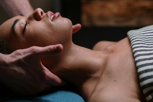 La Pranoterapia: Eccellenza Olistica per il Tuo Benessere Fisico e Psichico La Pranoterapia: Eccellenza Olistica per il Tuo Benessere Fisico e Psichico