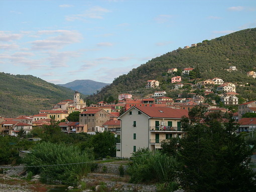 Pontedassio rilancia la lingua ligure: al via la decima edizione di “Vuxe de Ligüria” Pontedassio rilancia la lingua ligure: al via la decima edizione di “Vuxe de Ligüria”